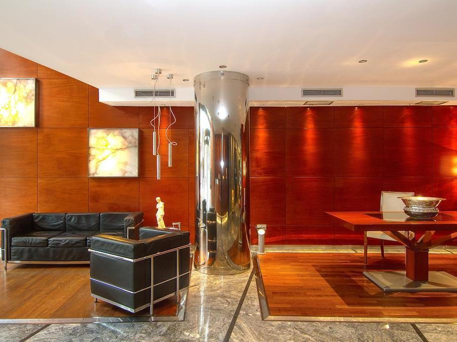 Hotell Sansi 4*